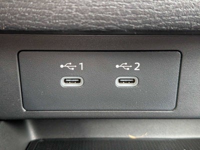 2026 Mitsubishi Outlander LE