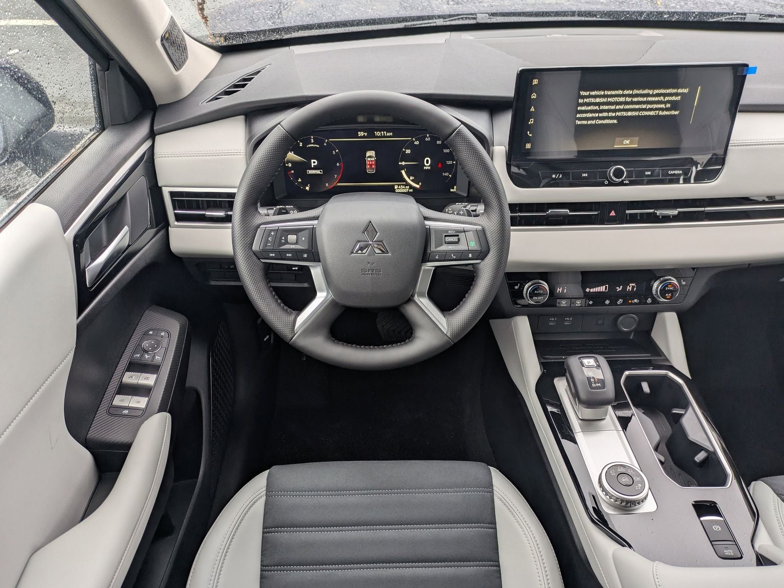 2026 Mitsubishi Outlander SE