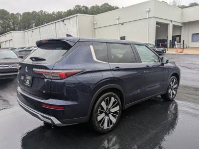 2026 Mitsubishi Outlander SE