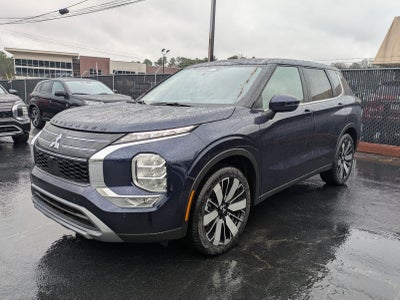 2026 Mitsubishi Outlander SE