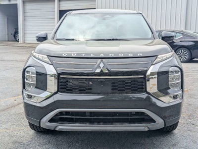 2026 Mitsubishi Outlander SE