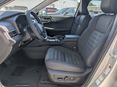 2026 Mitsubishi Outlander Base