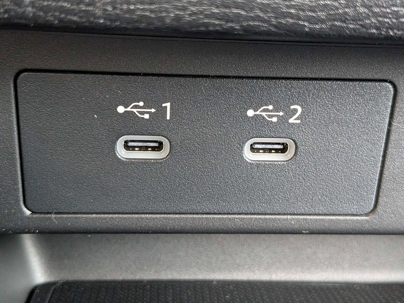 2026 Mitsubishi Outlander Base