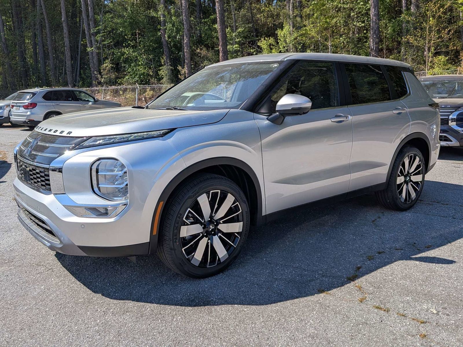 2026 Mitsubishi Outlander Base