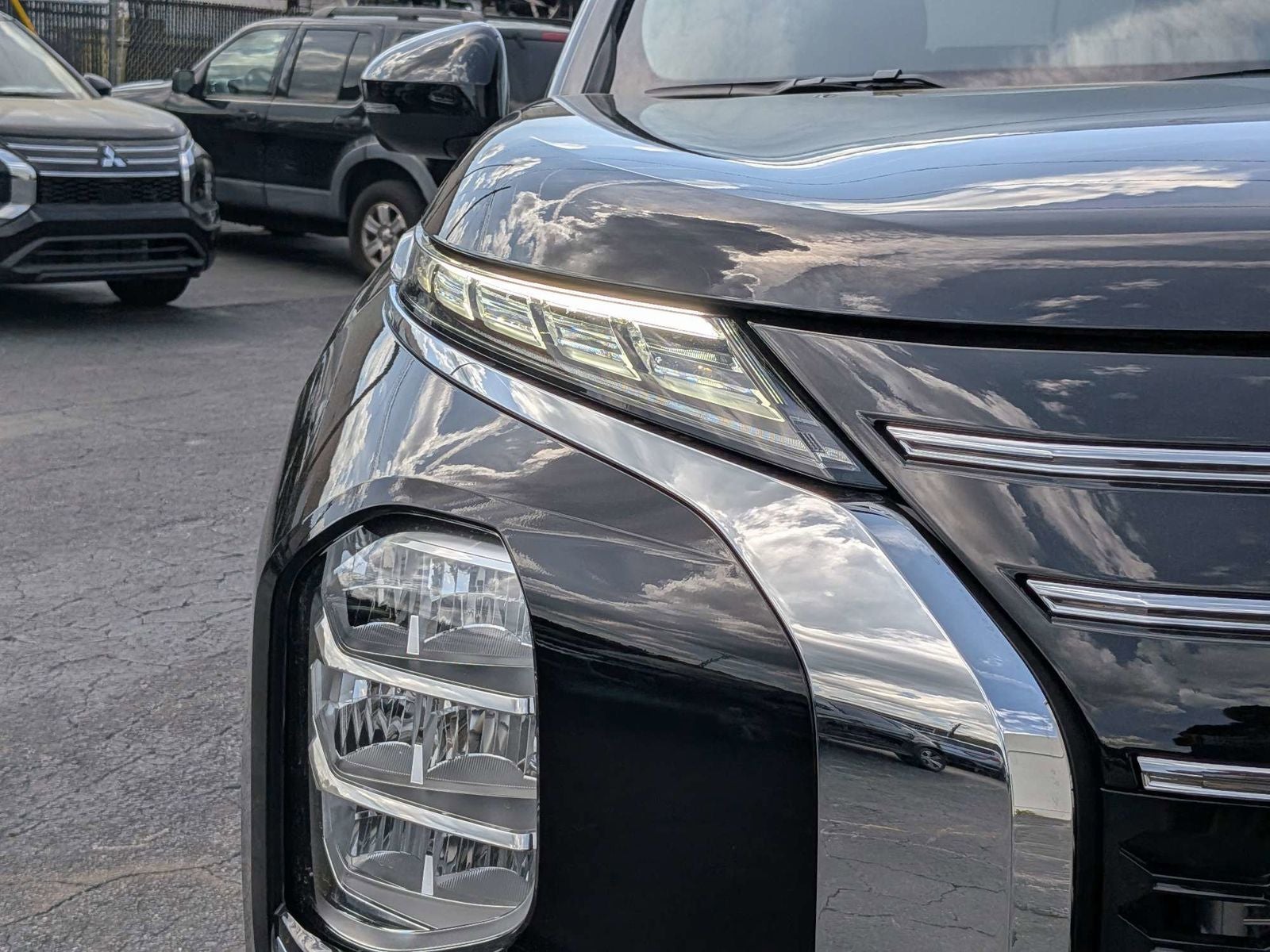 2026 Mitsubishi Outlander Base