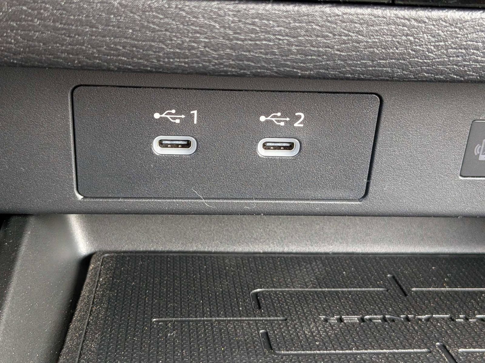 2026 Mitsubishi Outlander Base