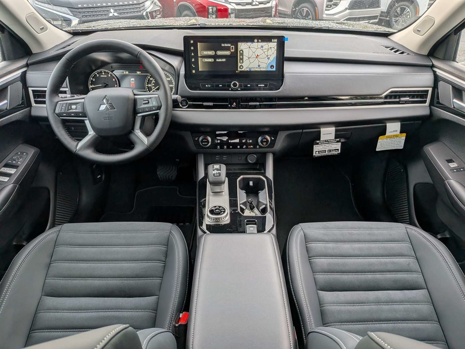 2026 Mitsubishi Outlander SE