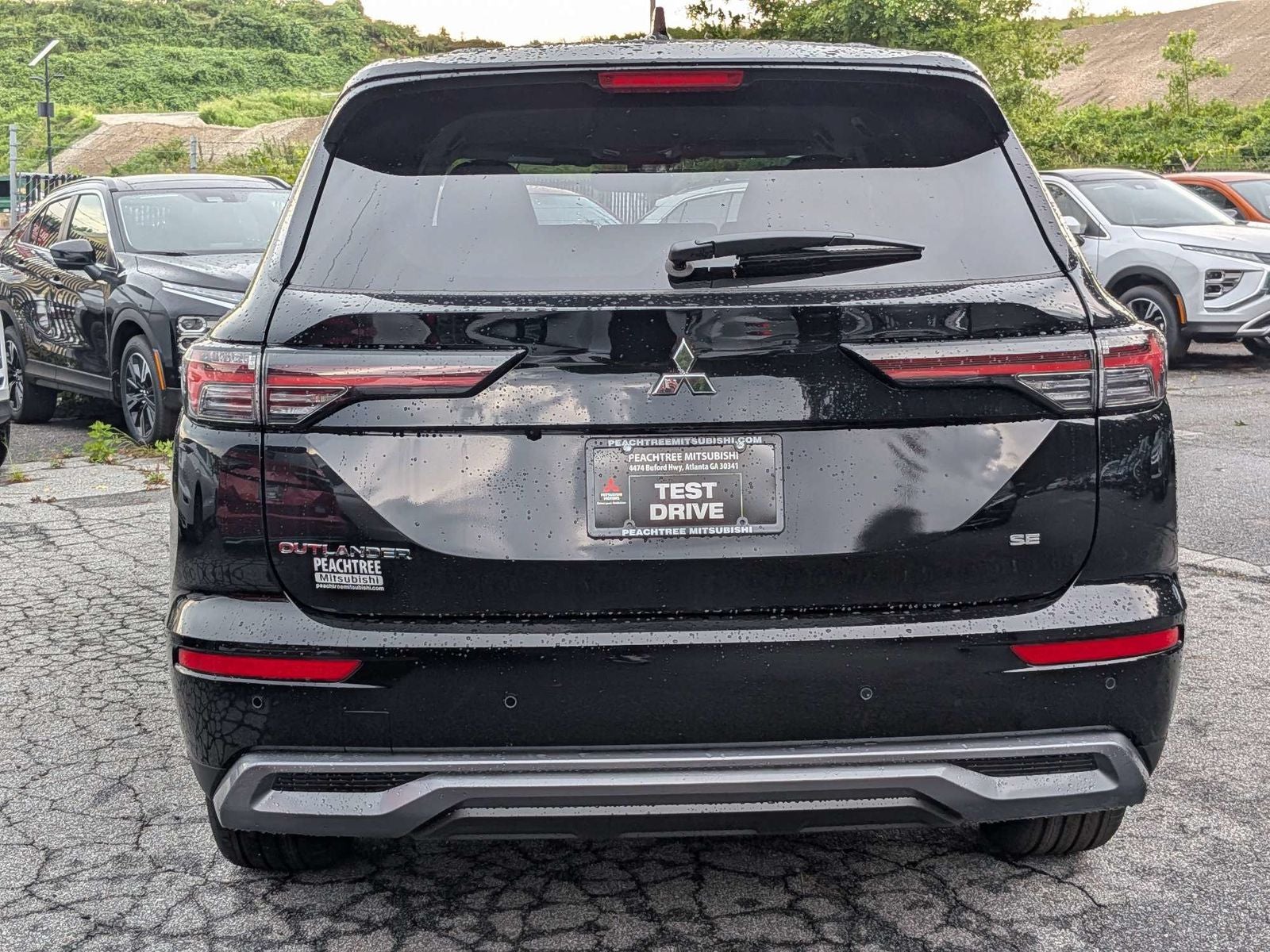 2026 Mitsubishi Outlander SE