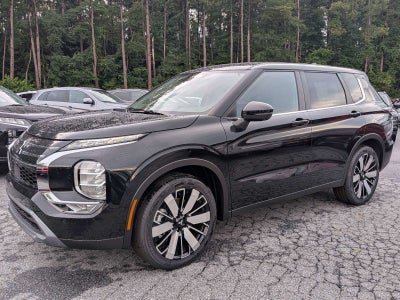 2026 Mitsubishi Outlander SE