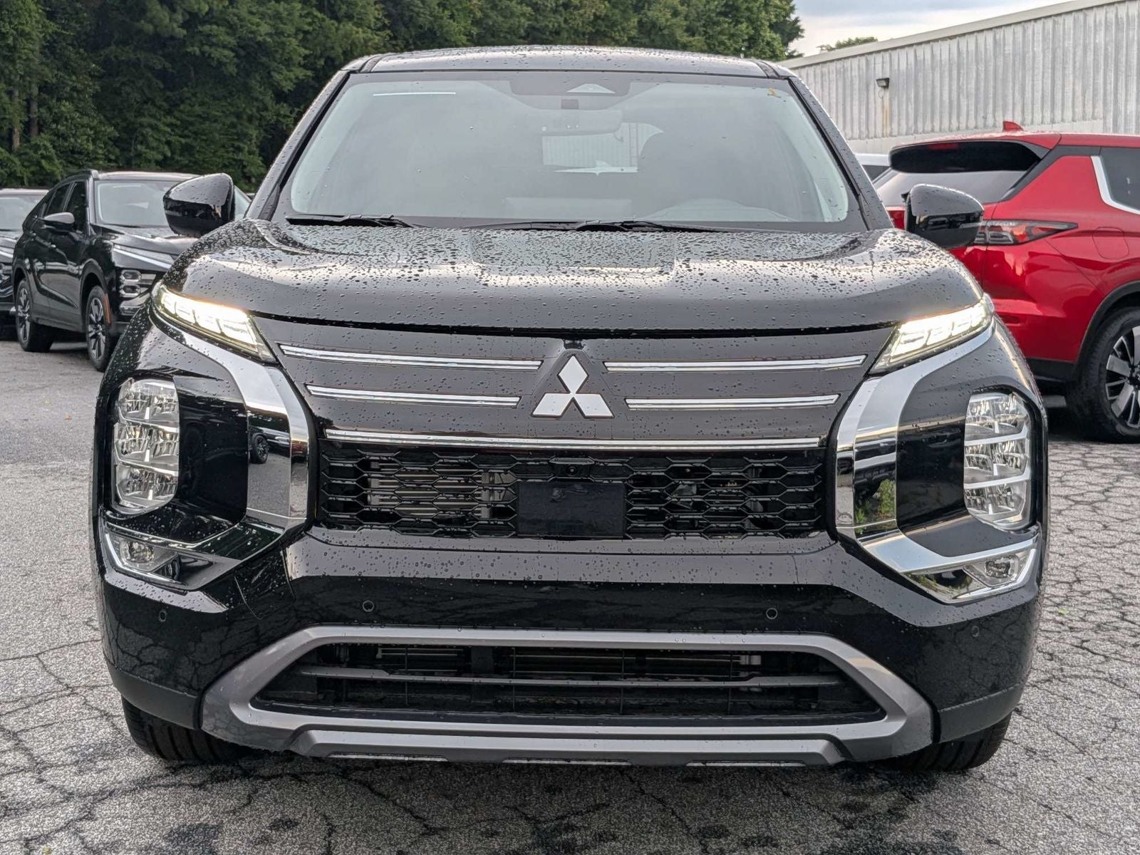 2026 Mitsubishi Outlander SE