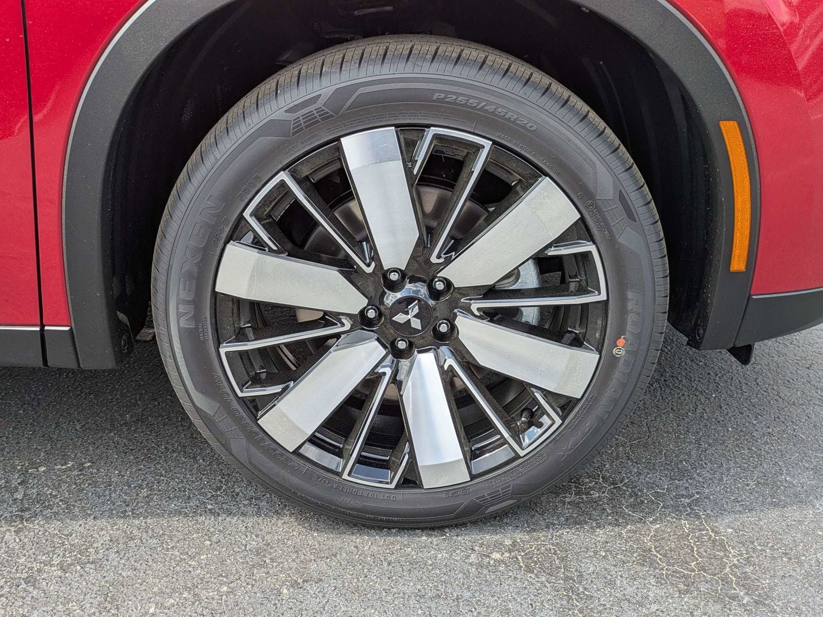 2026 Mitsubishi Outlander SE