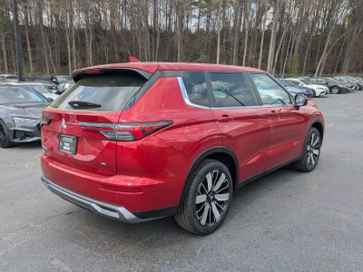 2026 Mitsubishi Outlander SE