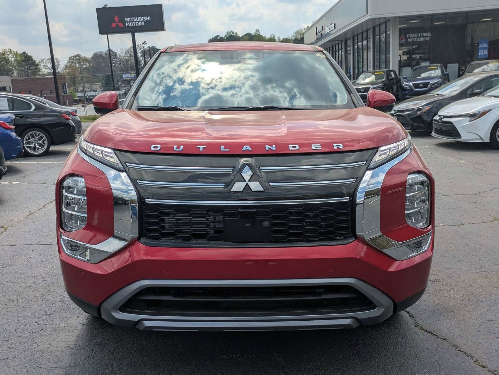 2026 Mitsubishi Outlander SE