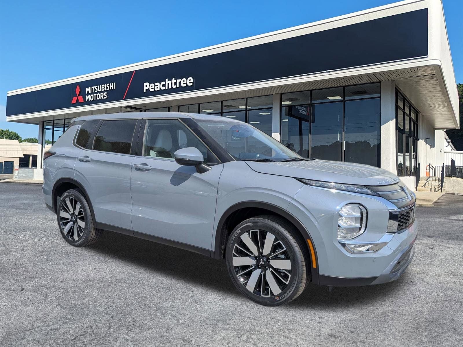 2026 Mitsubishi Outlander SE