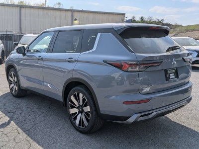 2026 Mitsubishi Outlander SE