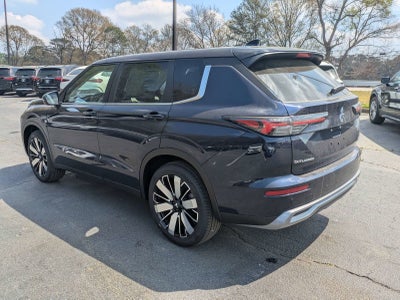 2026 Mitsubishi Outlander SE