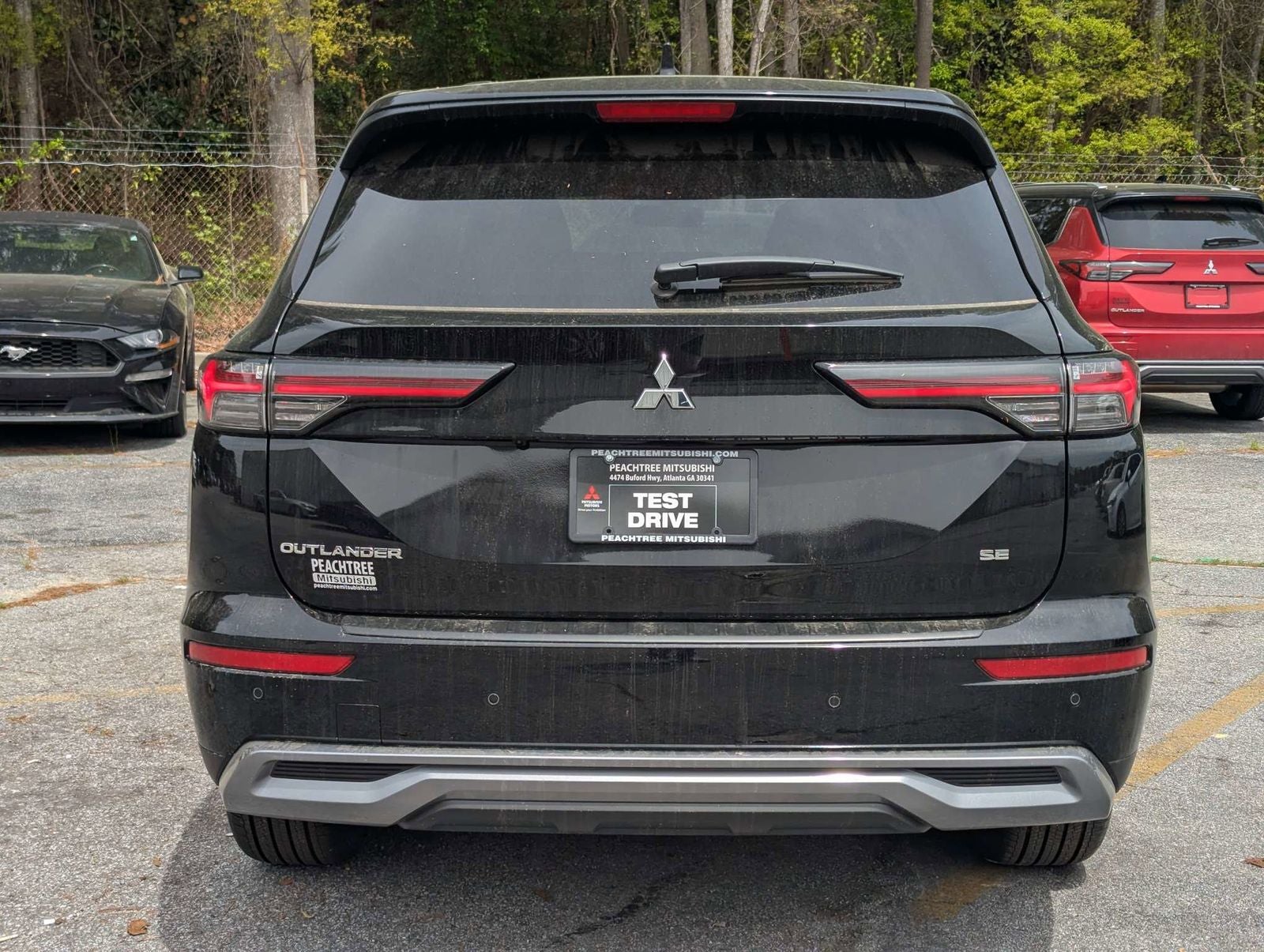 2026 Mitsubishi Outlander SE