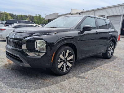 2026 Mitsubishi Outlander SE