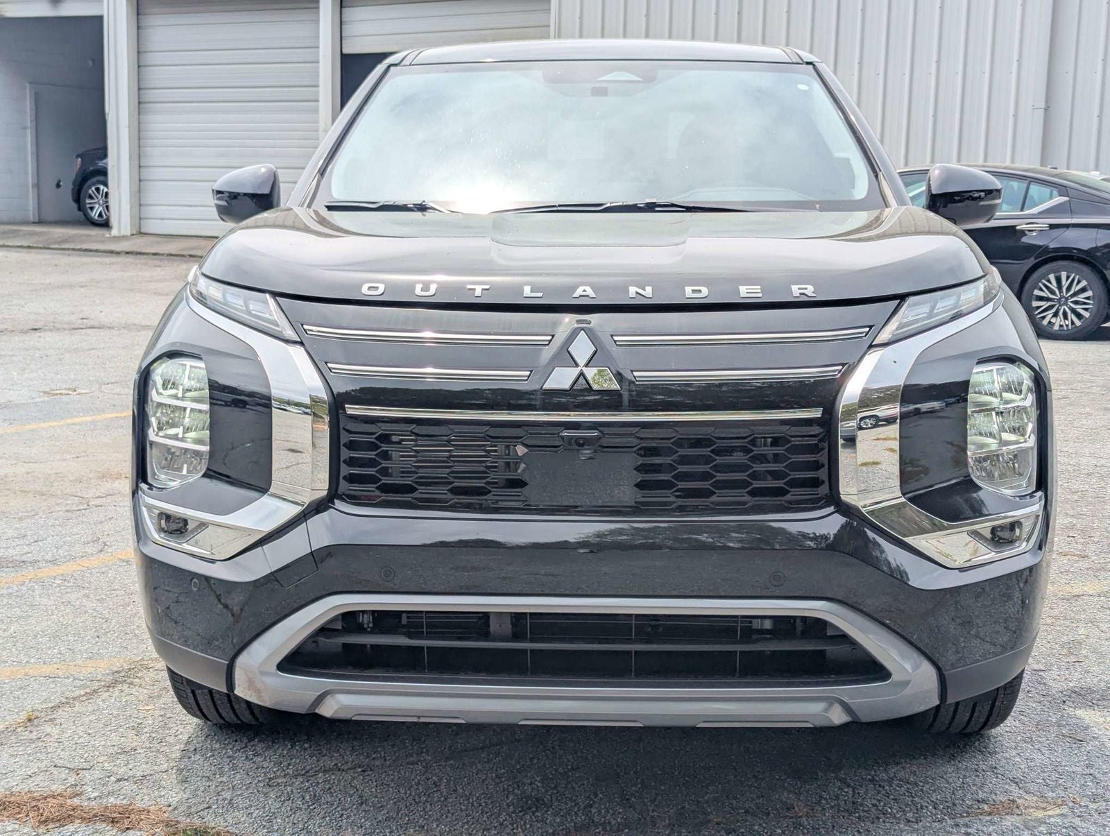 2026 Mitsubishi Outlander SE