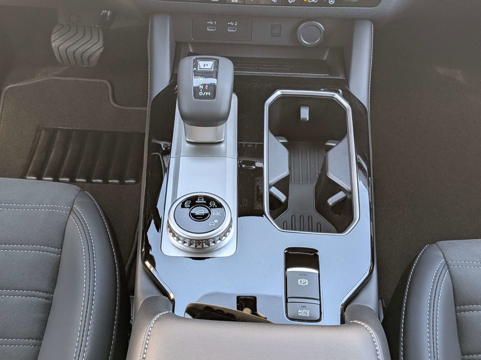 2026 Mitsubishi Outlander Base
