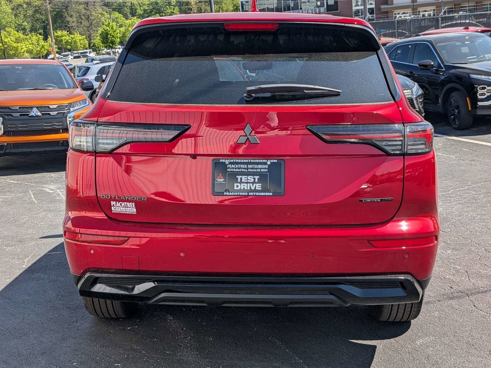 2026 Mitsubishi Outlander Base
