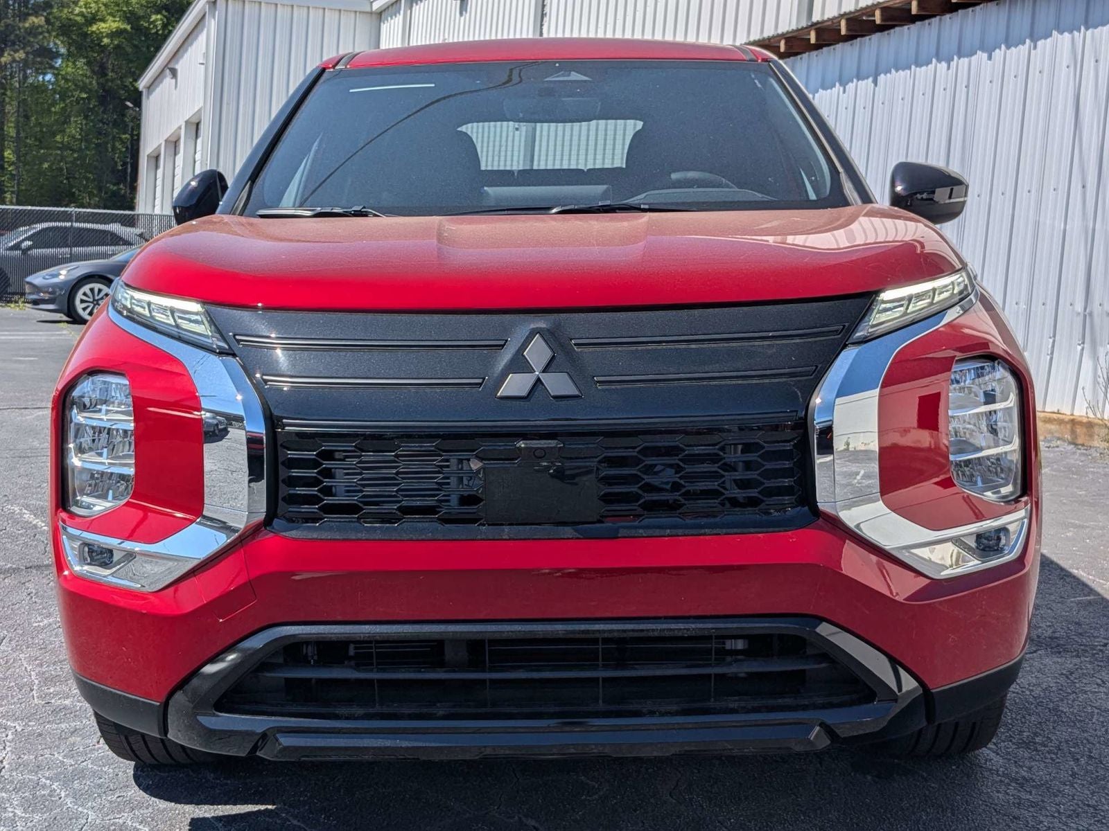 2026 Mitsubishi Outlander Base