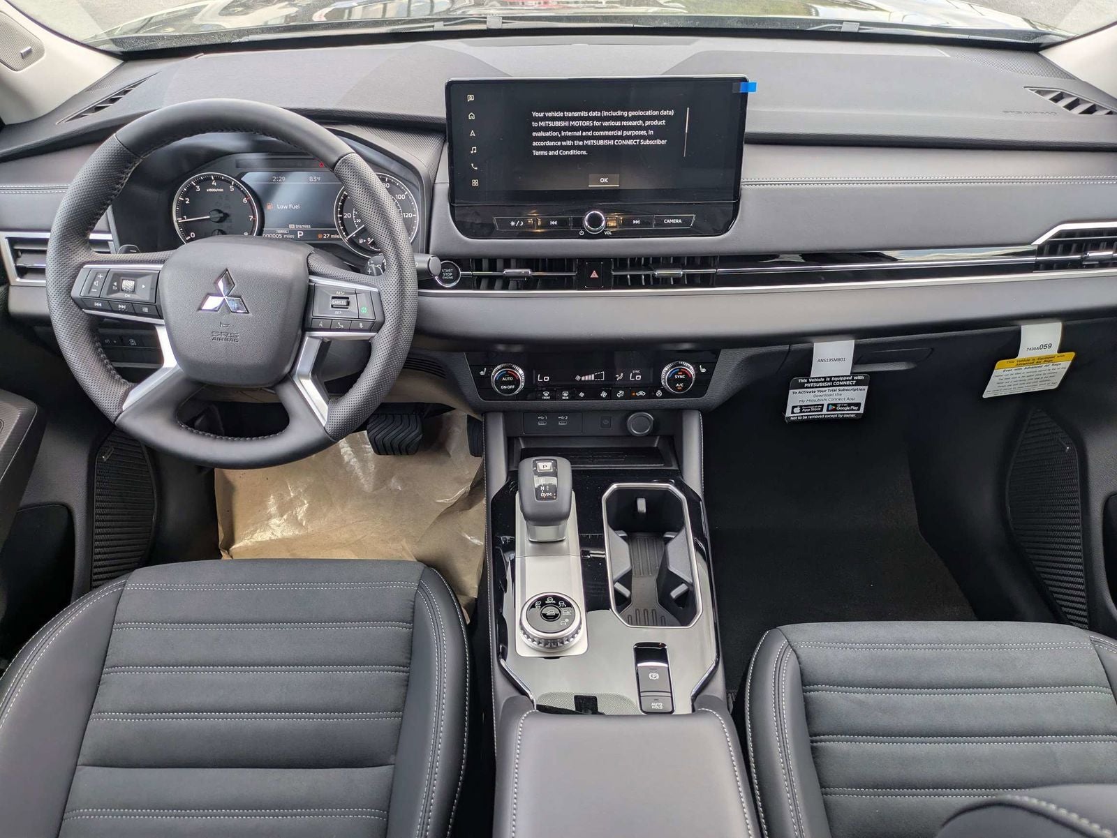 2026 Mitsubishi Outlander SE
