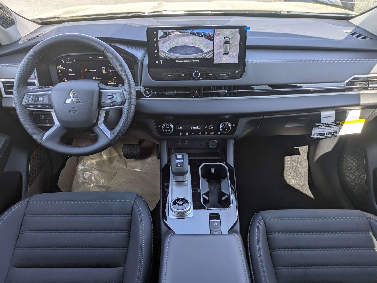 2026 Mitsubishi Outlander SE