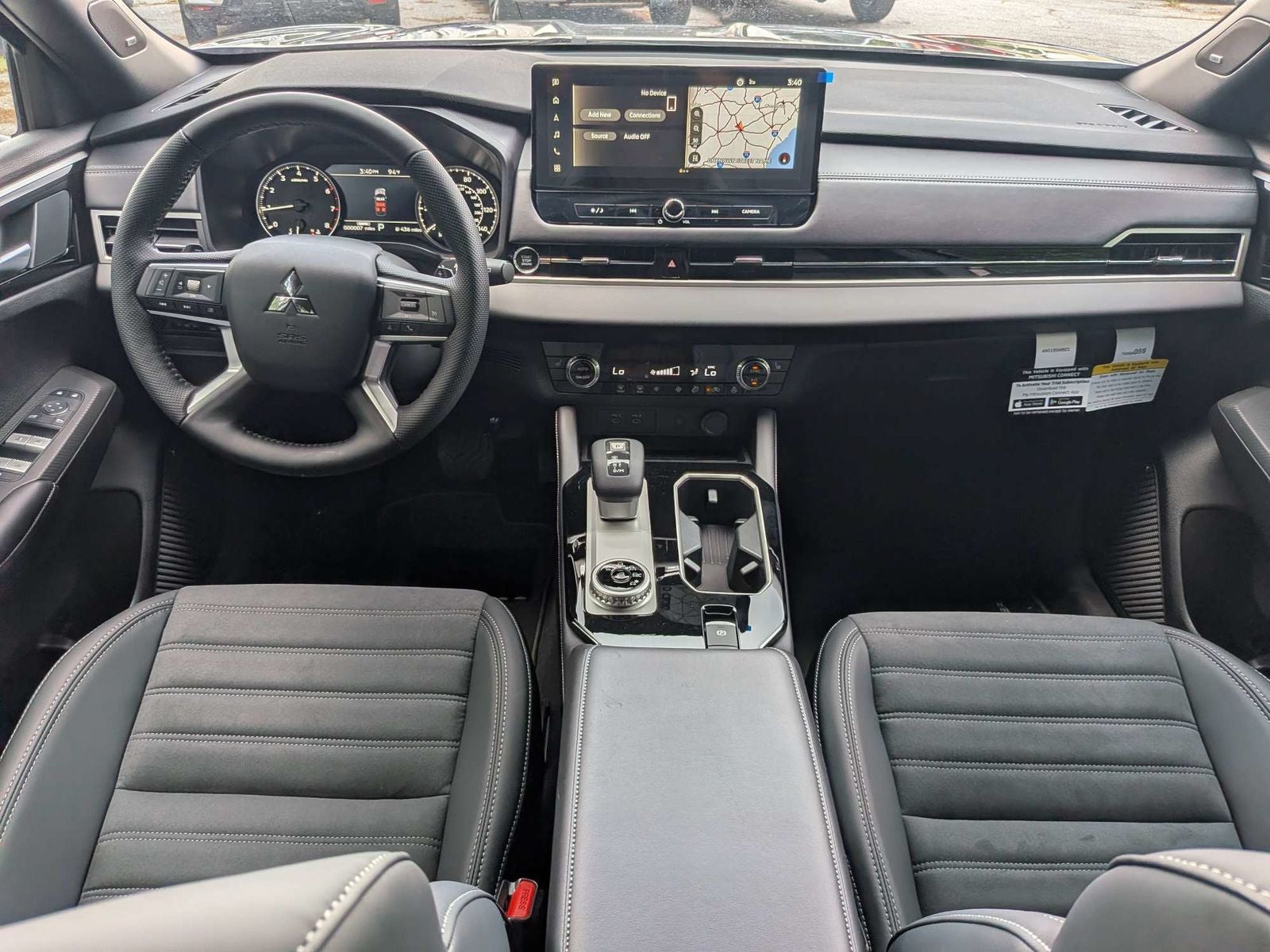 2026 Mitsubishi Outlander LE