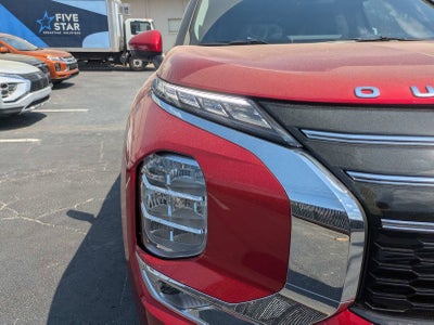 2026 Mitsubishi Outlander SE