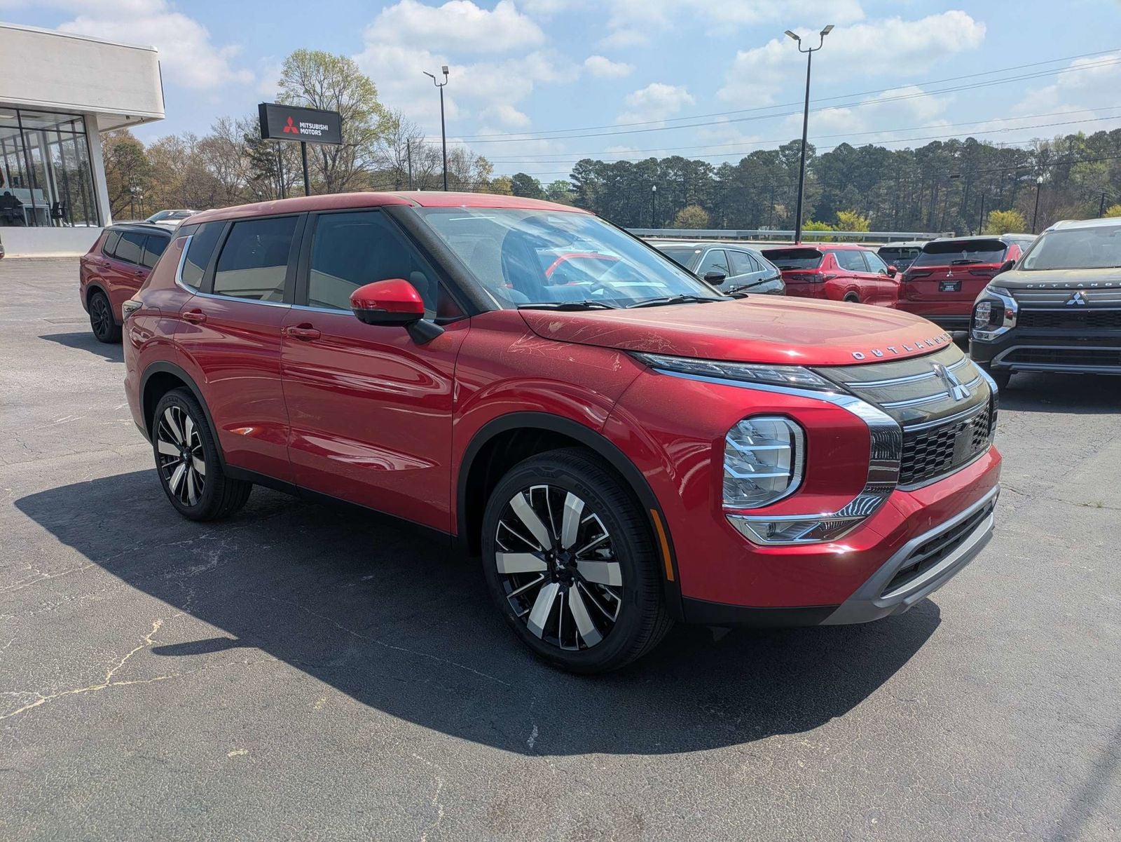 2026 Mitsubishi Outlander SE
