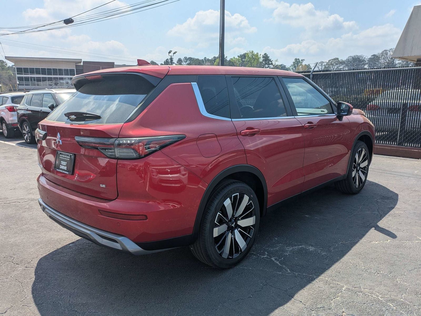 2026 Mitsubishi Outlander SE