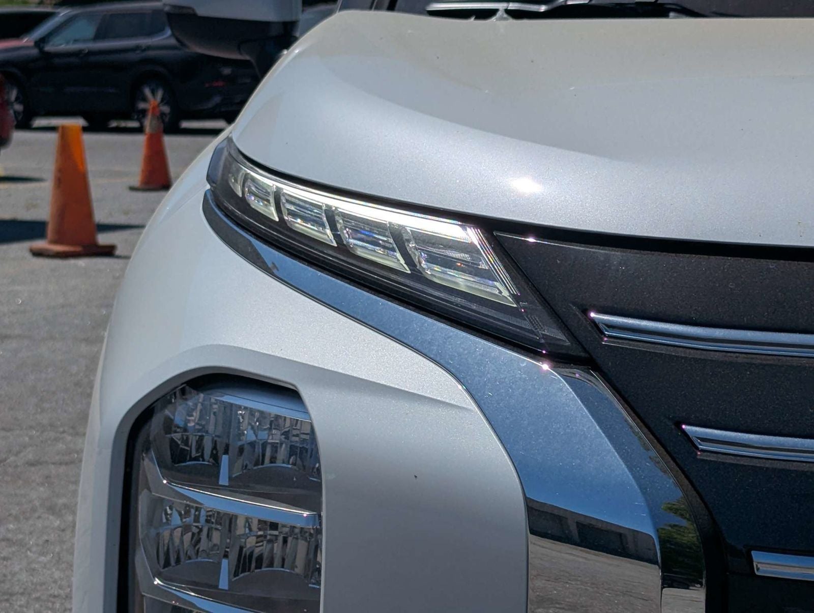 2026 Mitsubishi Outlander SE