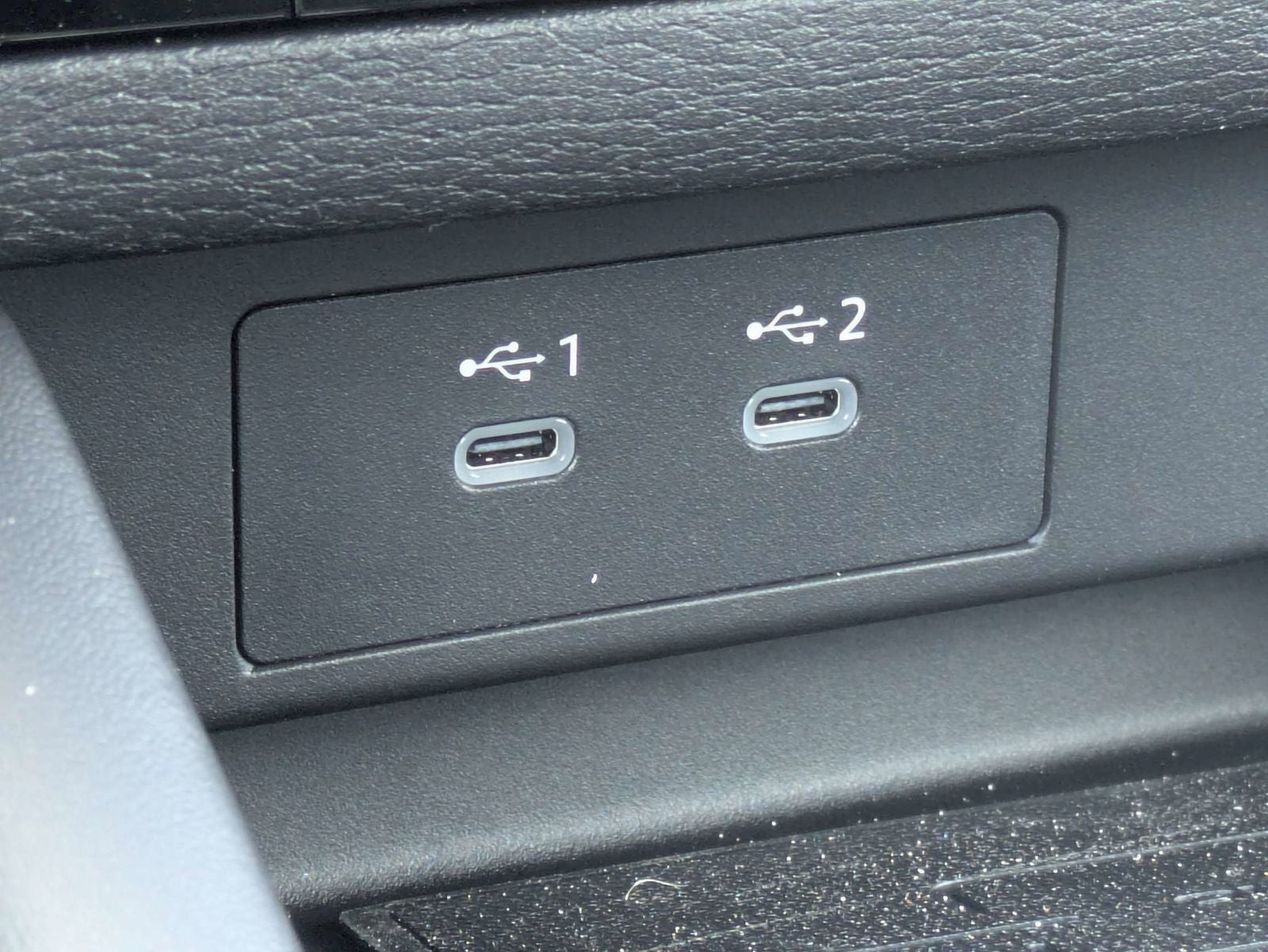 2026 Mitsubishi Outlander Base