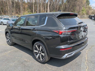 2026 Mitsubishi Outlander Base