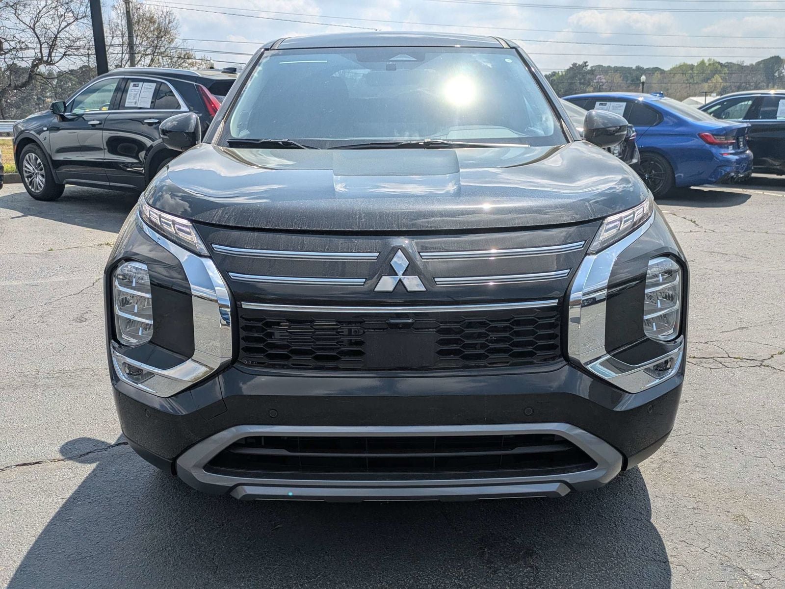 2026 Mitsubishi Outlander Base