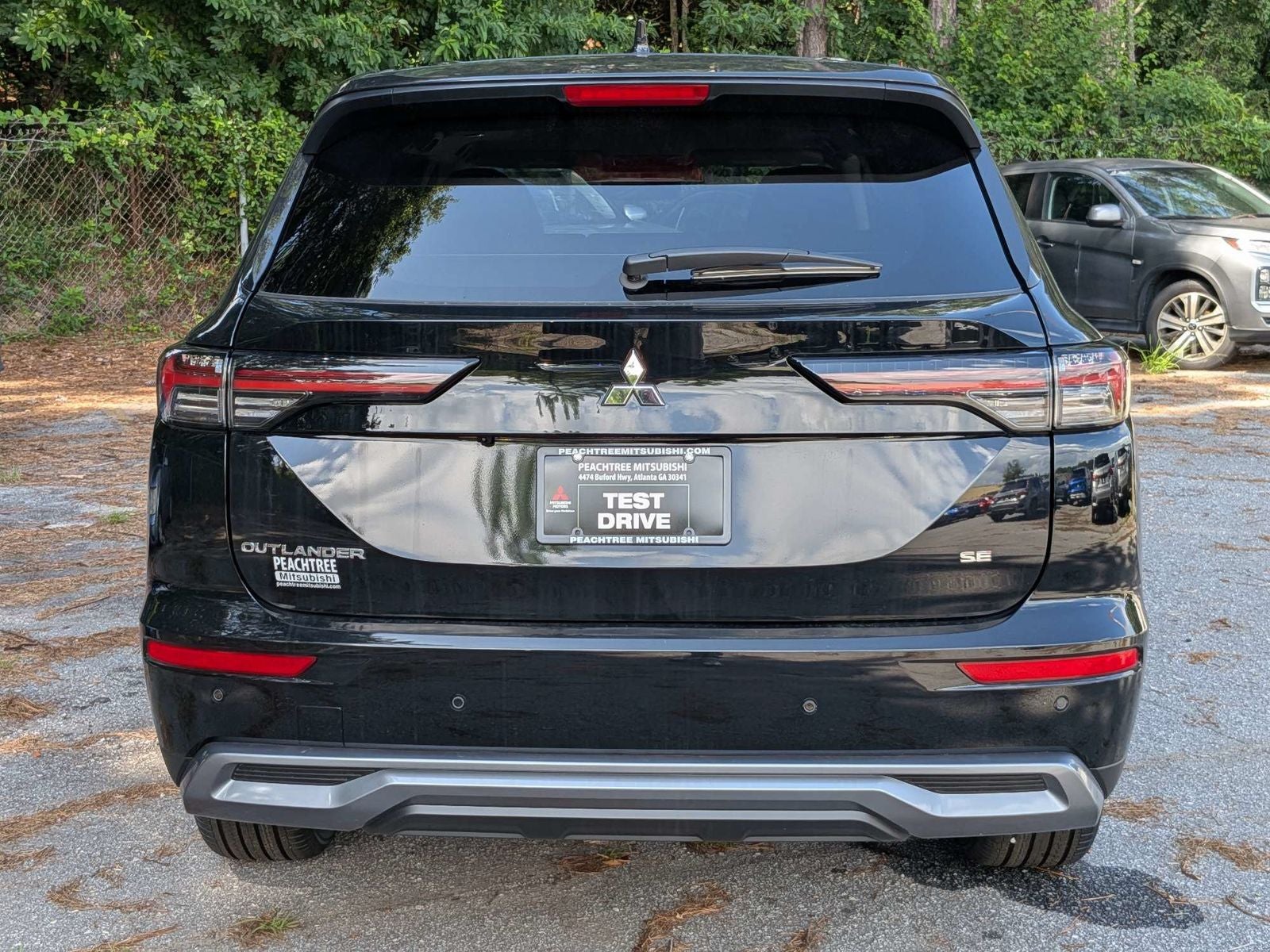 2026 Mitsubishi Outlander SE
