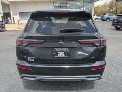 2026 Mitsubishi Outlander SE