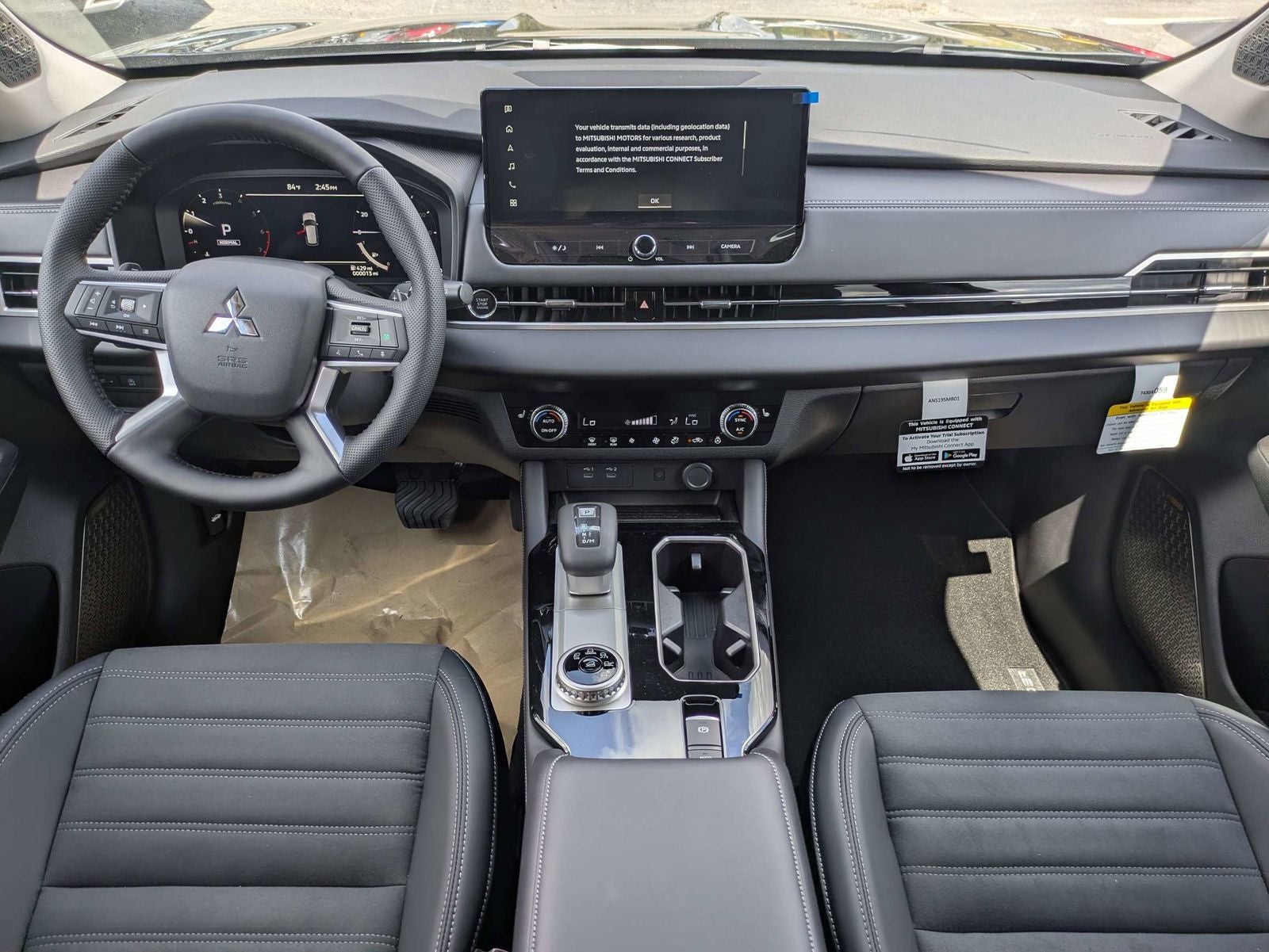 2026 Mitsubishi Outlander SE