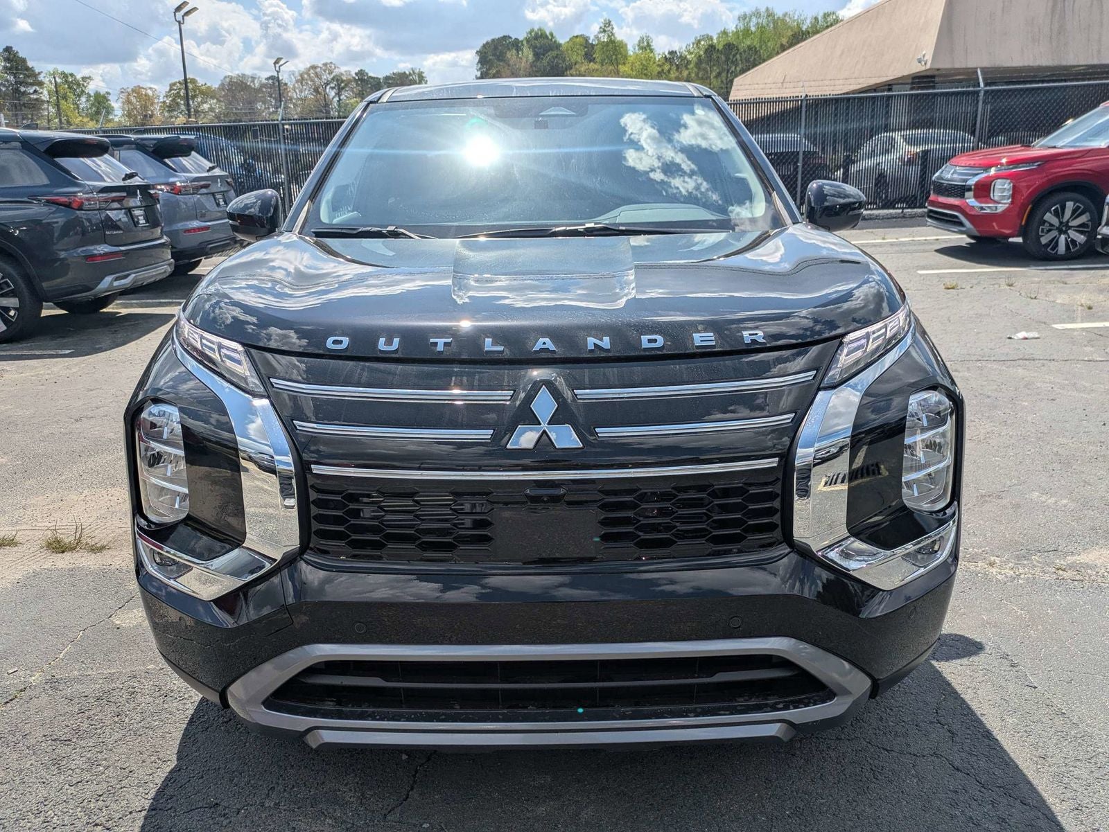2026 Mitsubishi Outlander SE