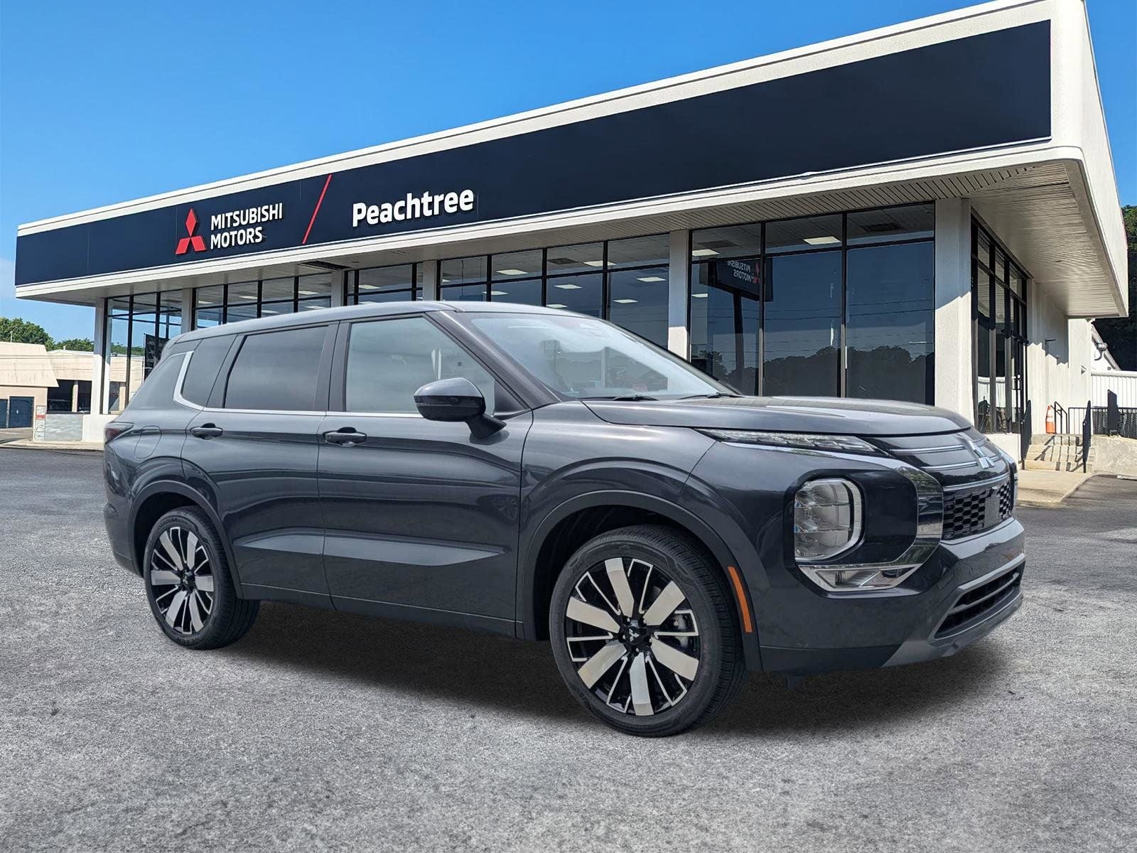 2026 Mitsubishi Outlander SE