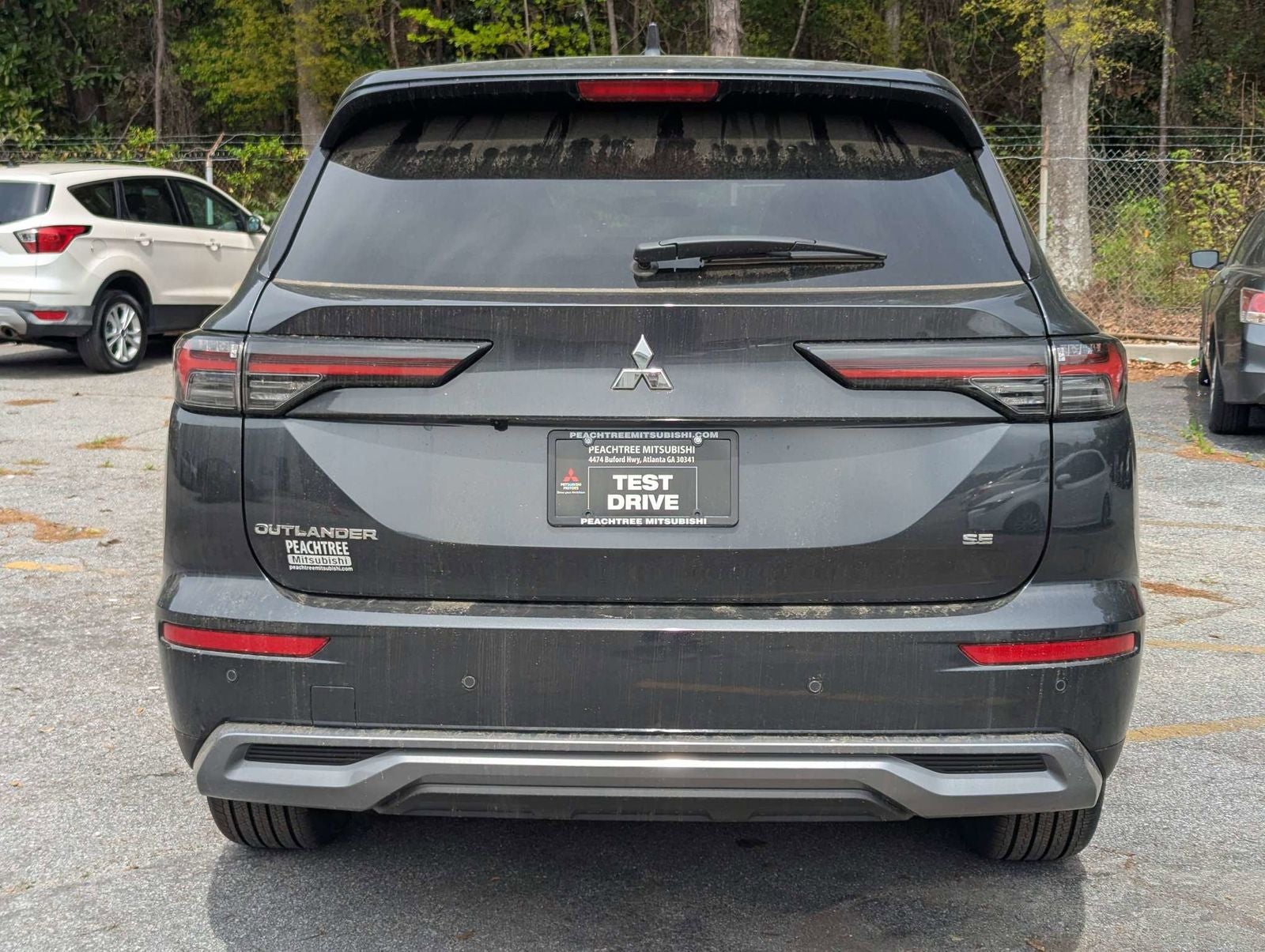 2026 Mitsubishi Outlander SE