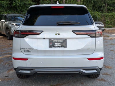 2026 Mitsubishi Outlander SE