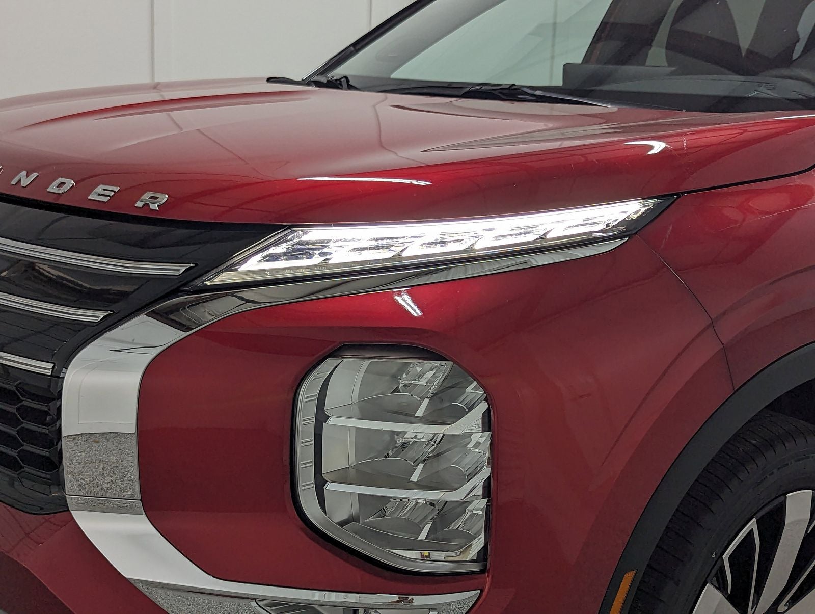 2025 Mitsubishi Outlander SEL
