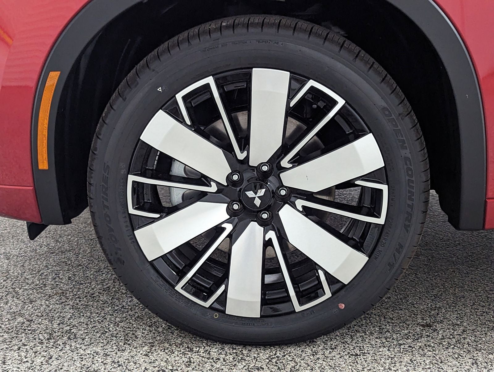 2025 Mitsubishi Outlander SEL