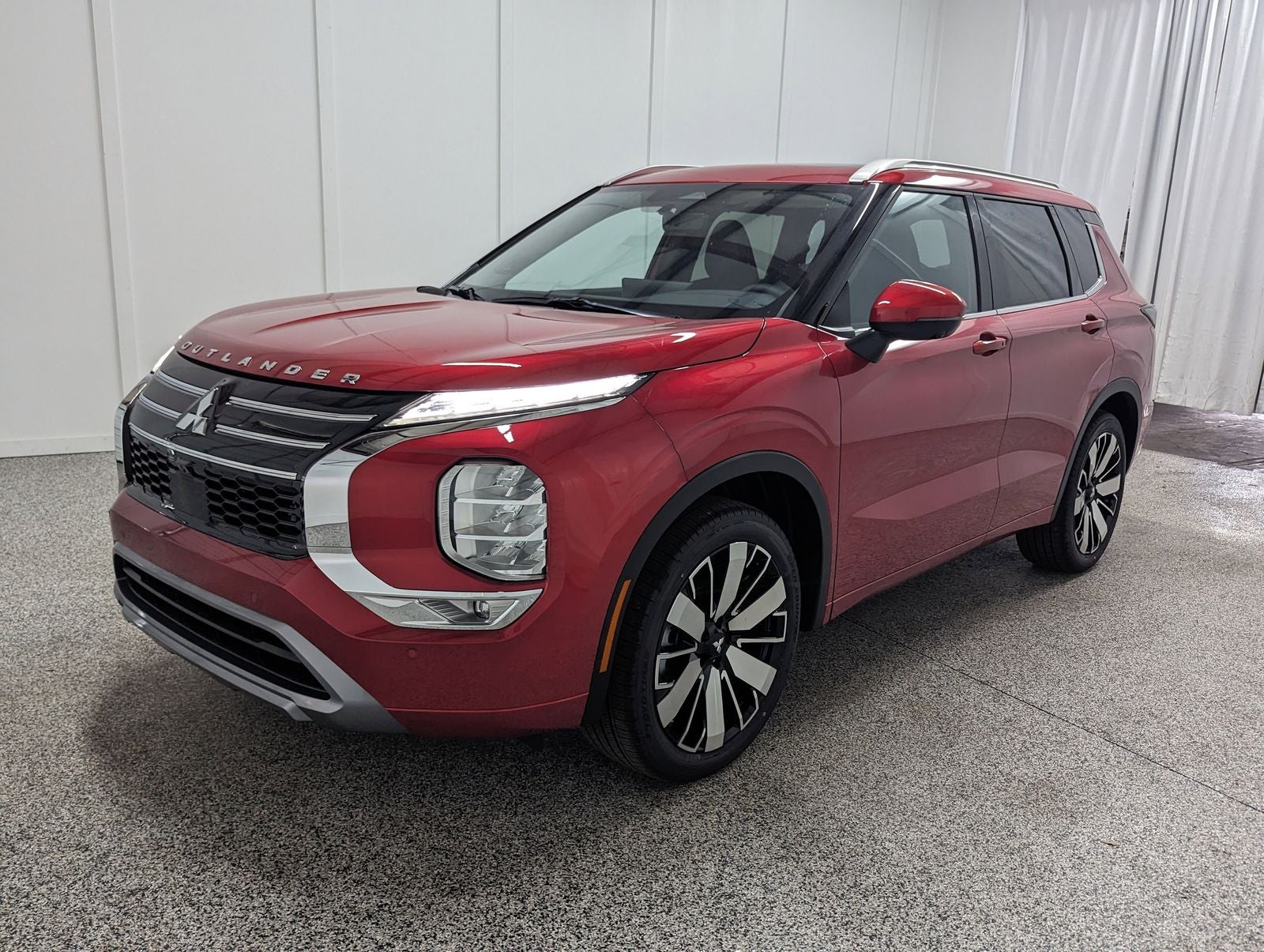 2025 Mitsubishi Outlander SEL