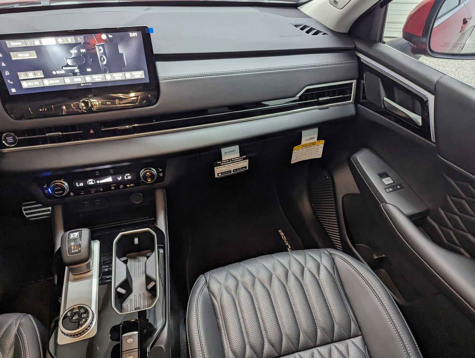 2025 Mitsubishi Outlander SEL