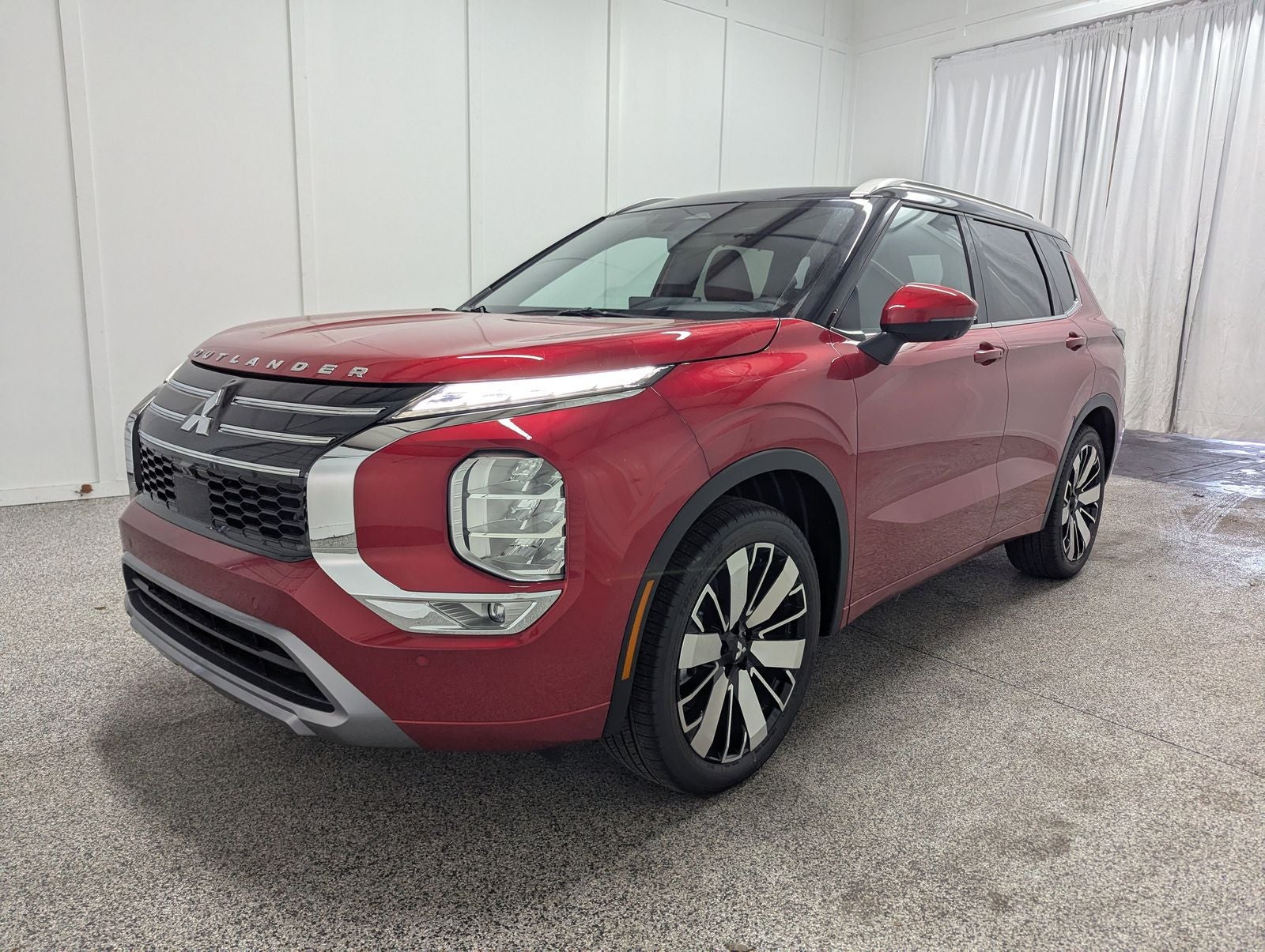 2025 Mitsubishi Outlander SEL