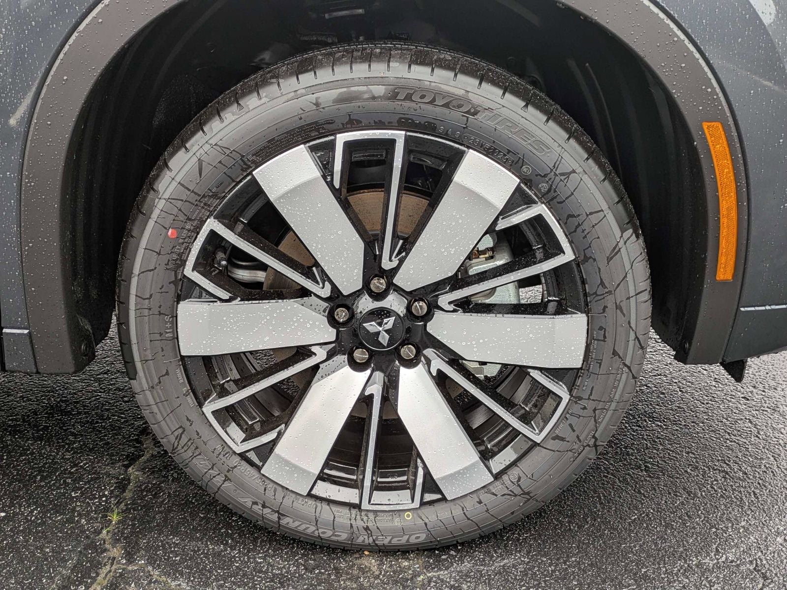 2025 Mitsubishi Outlander SEL