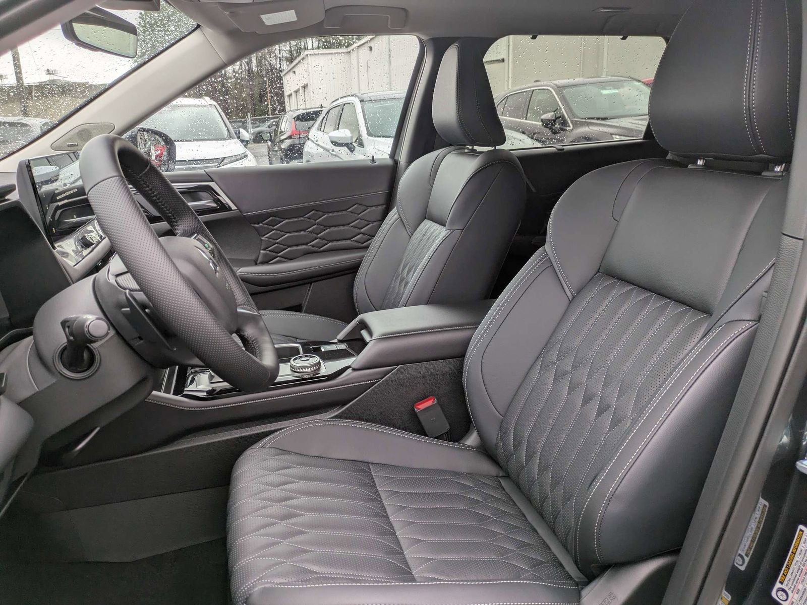 2025 Mitsubishi Outlander SEL